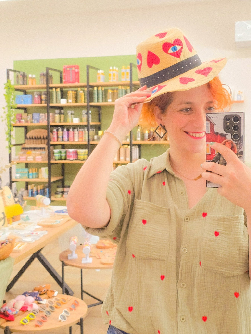 Red Hearts Hat