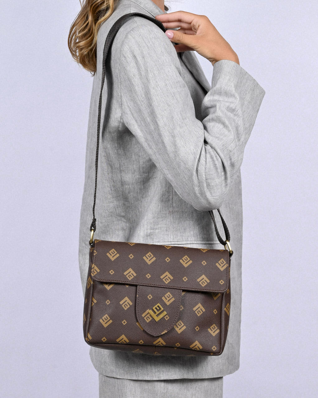 Irma Small Shoulder Bag Brown