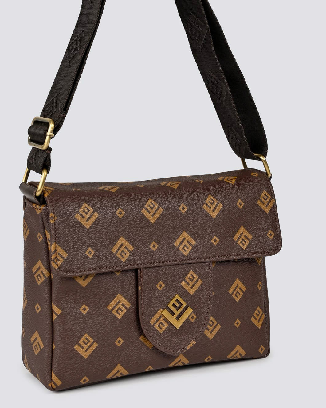 Irma Small Shoulder Bag Brown