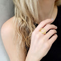 Χειροποίητο επιχρυσωμένο δαχτυλίδι Metal Hoop Chain της Catherine Bijoux. Ανακαλύψτε το στο Roots Stories! Δωρεάν μεταφορικά άνω των 80€.
