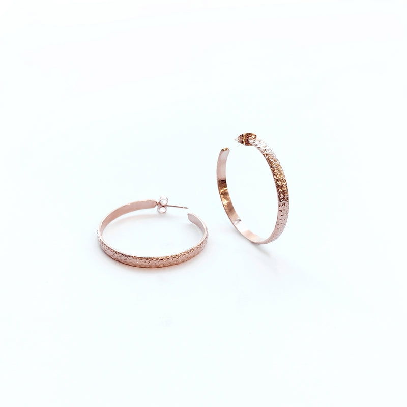 Saturn’s small hoops earrings Rose Gold