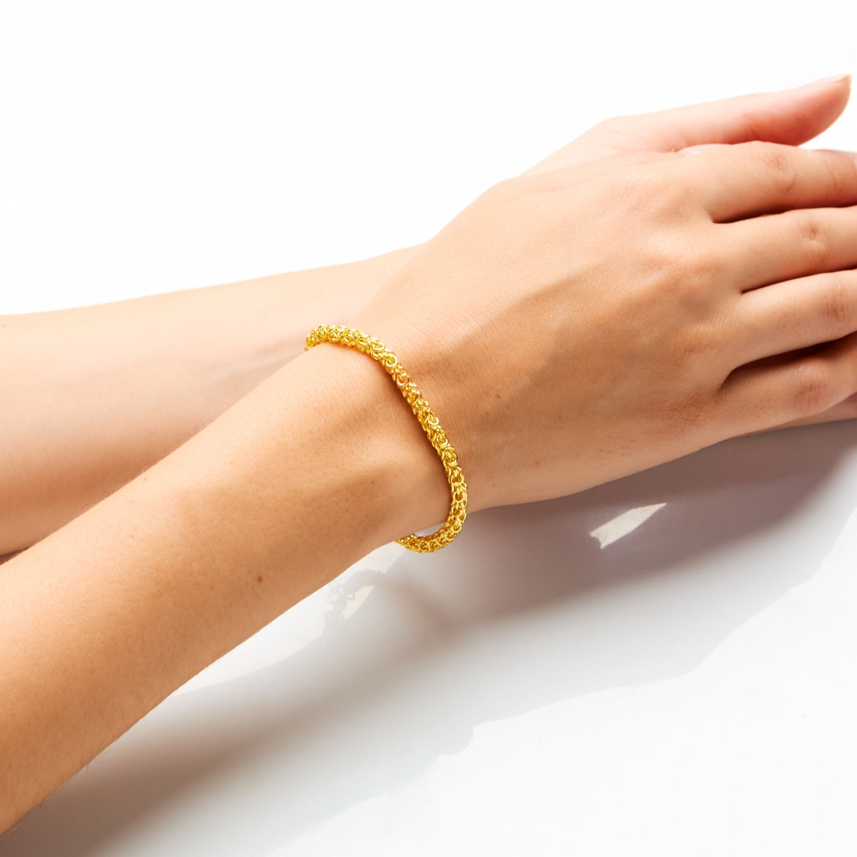 Weave chain bracelet Gold