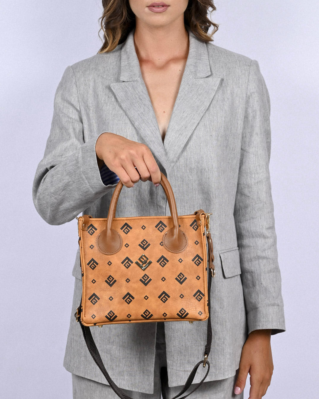 Tiffany Small Signature Bag  Tabac