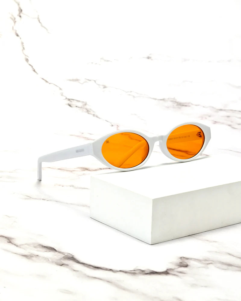 CLEO PEARL WHITE