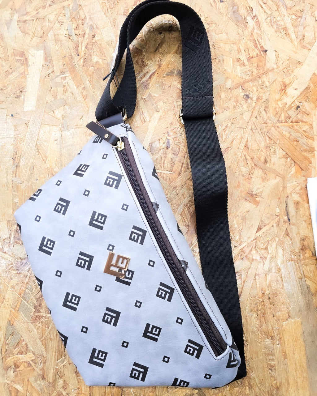 Camelia Signature Bag Grey